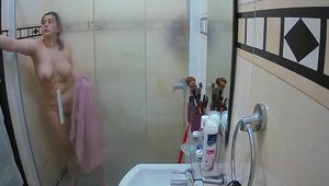 Chubby greek female good fuck in shower