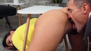 BRAZZERS Exxtra: Couple Rachel Starr sucking dick sex tape